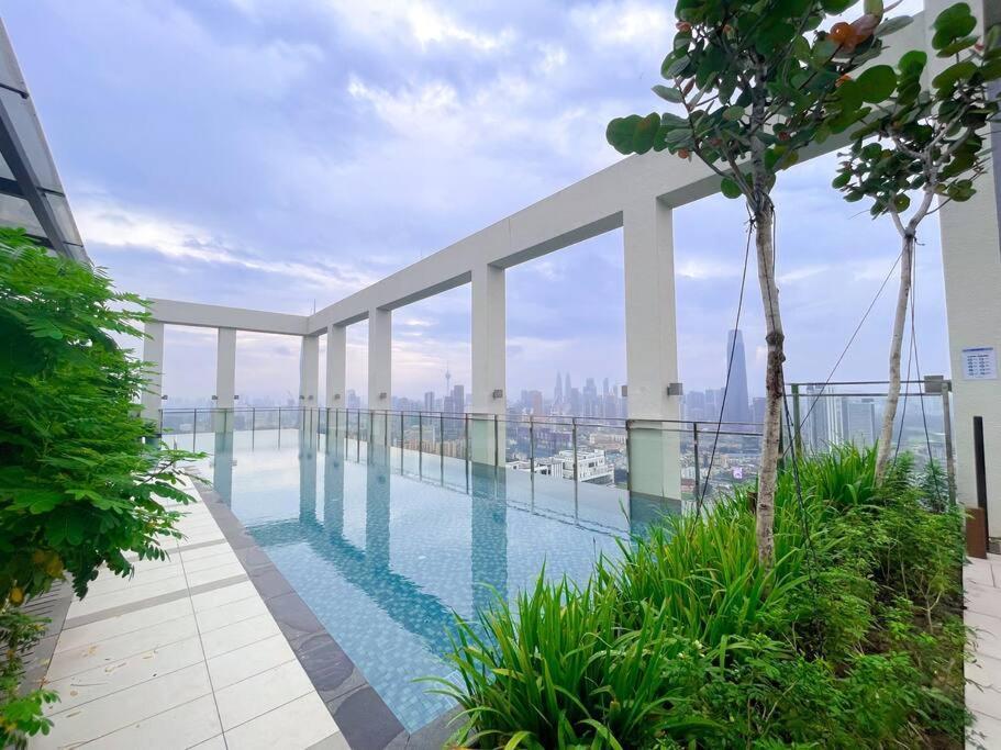 Pangsapuri The Little Series - Sky Pool - 4 Pax *